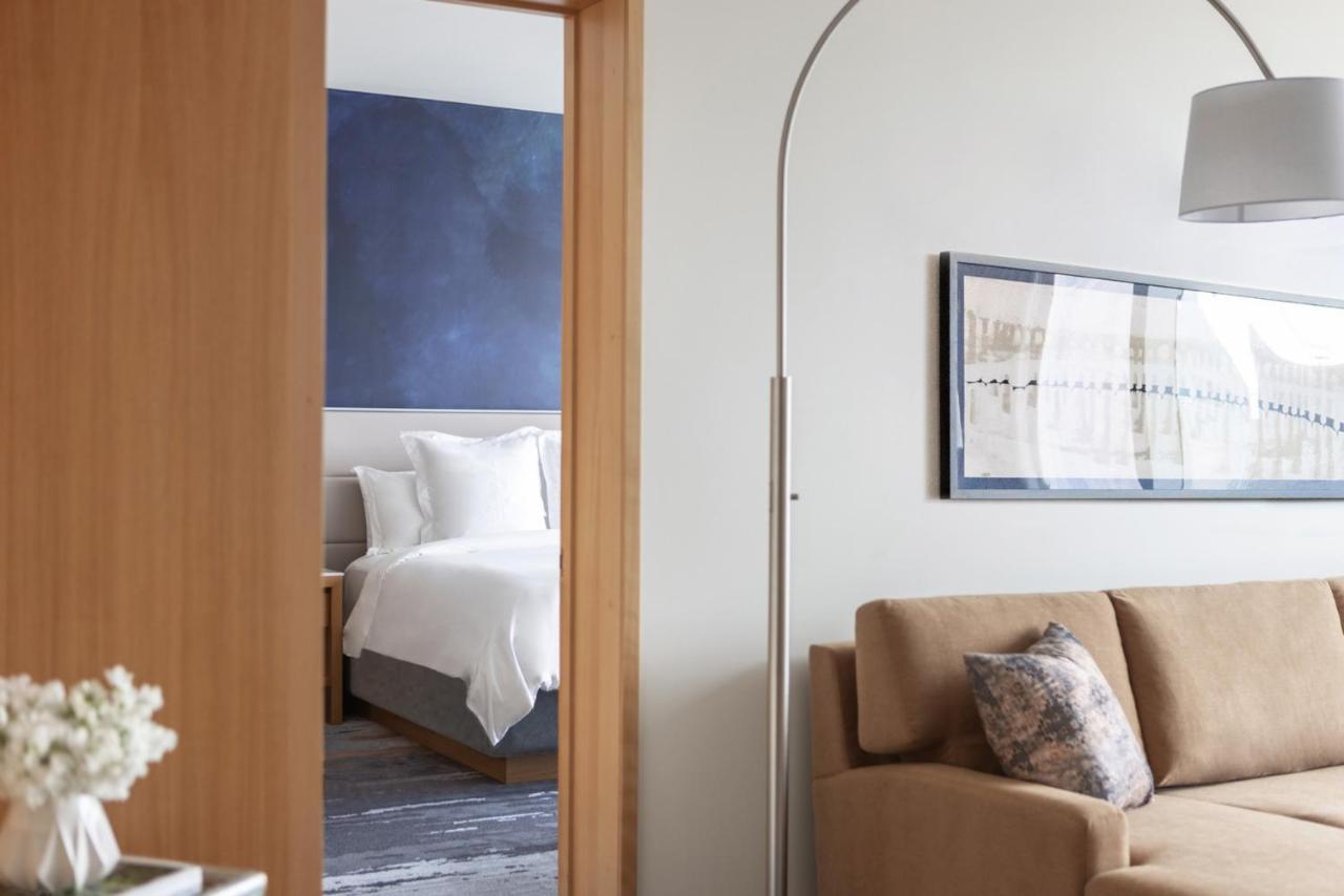 Four Seasons Hotel