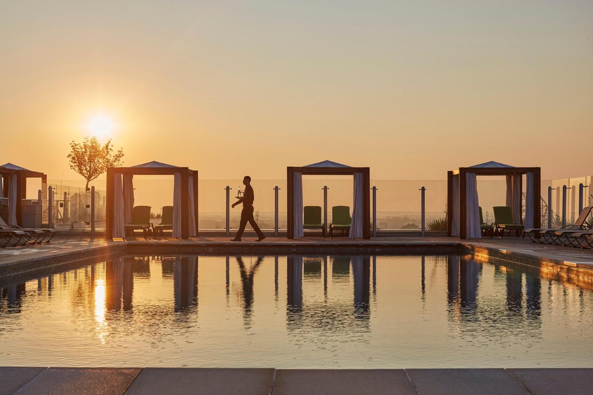 Four Seasons 5*