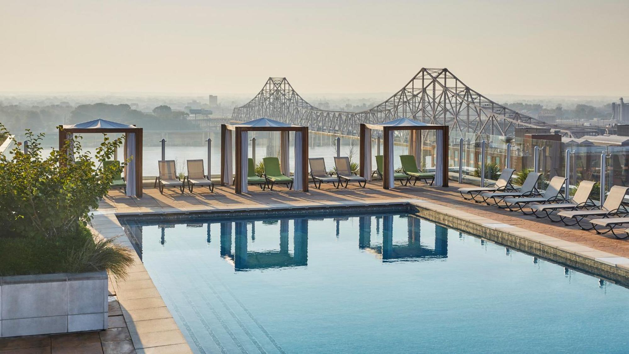 Hotel Four Seasons 5*