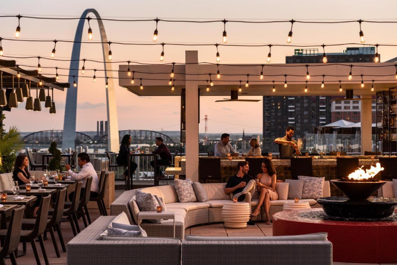Four Seasons Hotel