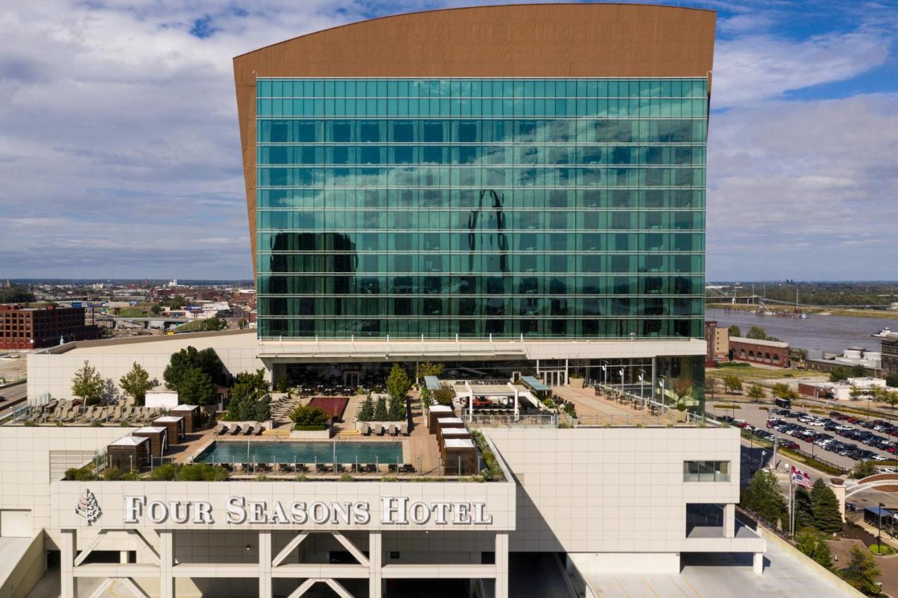 Four Seasons Hotel